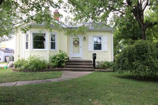 1704 Harding Ave, Evansville, IN 47711