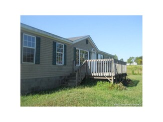 1148 Bray Dr, Austin, IN 47102