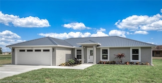 6756 Heavitree Dr, Sebring, FL 33876