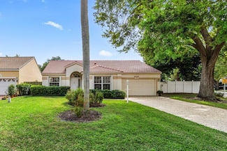 1091 Roble Way, Palm Beach Gardens, FL 33410