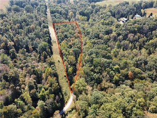 4461 S Colvert Roll Rd, English, IN 47118