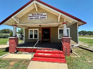 219 S 6th St, Eldorado, OK 73537