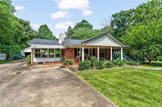 1638 Fairview Blvd, Winston Salem, NC 27127