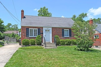 1679 Sanborn Dr, Cincinnati, OH 45215