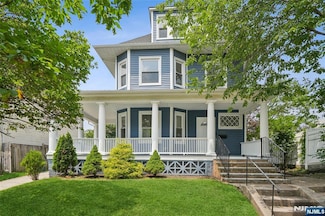 622-624 Ridge St, Newark, NJ 07104