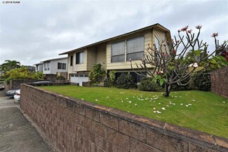 910 Wailupe Dr, Wailuku, HI 96793