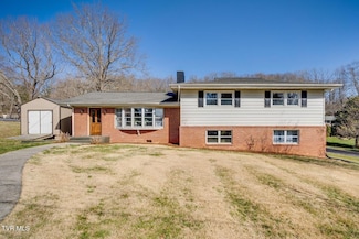 501 Garden Ln, Bristol, VA 24201