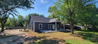 510 S Madison Ave, Wagoner, OK 74467