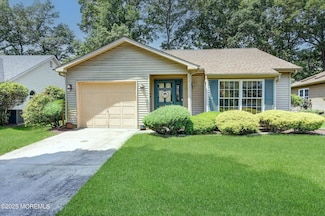 1541 Alpen Ln, Toms River, NJ 08755