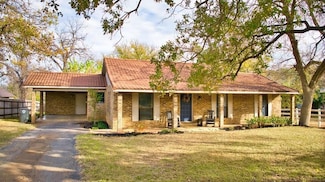 311 Smith St, Mason, TX 76856