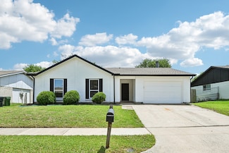1720 Glenview Ln, Arlington, TX 76014
