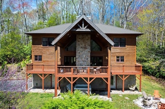 40 Ollis Ridge Ln, Elk Park, NC 28622