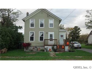 27399 Mill St, Chaumont, NY 13622