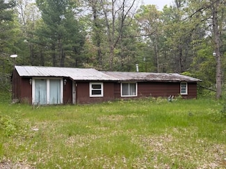 4465 E Old M 63, Luther, MI 49656