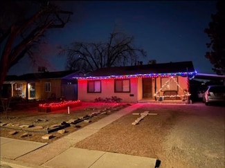 825 Palomas Dr SE, Albuquerque, NM 87108