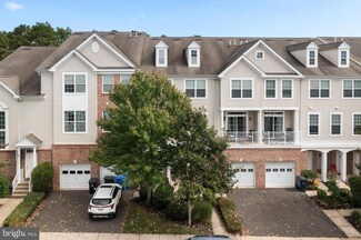 84 Bryce Ln Unit 908, Manahawkin, NJ 08050