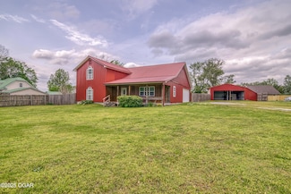 103 Howard St, Diamond, MO 64840