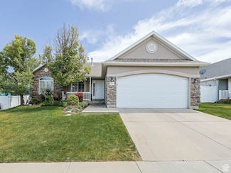 6743 Spring Oak Dr, West Jordan, UT 84081
