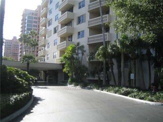 90 Edgewater Dr Unit 822, Coral Gables, FL 33133