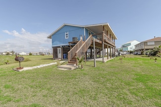 154 Poop Deck Ln, Freeport, TX 77541