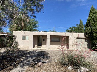 633 Arizona St SE, Albuquerque, NM 87108