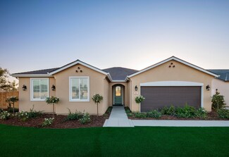 2812 S Irma St Unit Lot49, Visalia, CA 93292