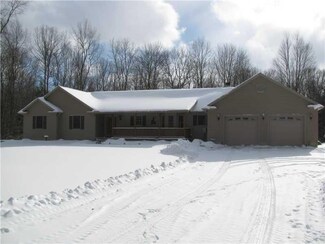 4546 Greenville Sandy Lake Rd, Stoneboro, PA 16153
