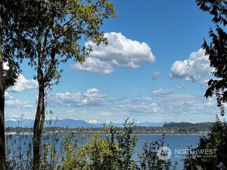 5508 Pine Sisken Rd, Blaine, WA 98230