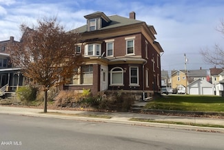 2814 Broad Ave, Altoona, PA 16601