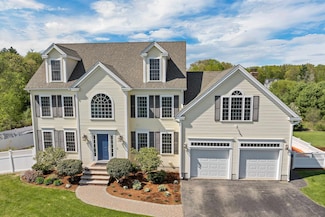 2 Depot Ln, Lee, NH 03861