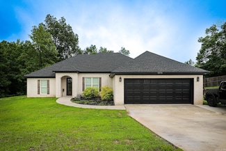 2072 Creekwood Cir, Bauxite, AR 72011