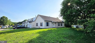 9 Adams St, Swedesboro, NJ 08085