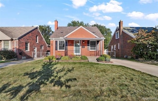 1746 Kingsbury Ave, Dearborn, MI 48128