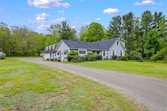 14 Lakeshore Dr, Belgrade, ME 04918
