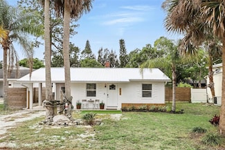 104 Hester Ave, New Smyrna Beach, FL 32168