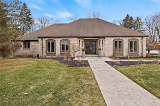 40 Whitestone Ln, Rochester, NY 14618
