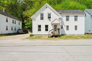 13 Margin St, Orono, ME 04473