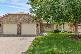 6084 Crystal Dr, Allendale, MI 49401