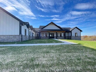 17283 Dayflower St, Dubuque, IA 52001
