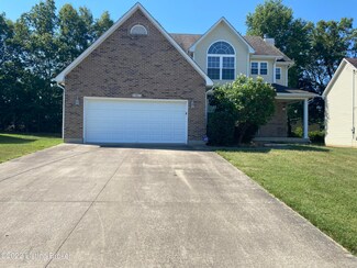 161 Portobello Rd, Radcliff, KY 40160