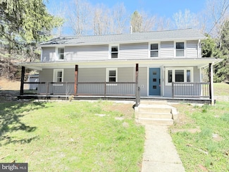 131 Schaeffer Hill Rd, Pottsville, PA 17901
