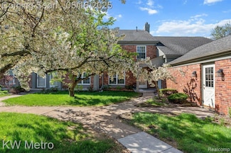 2658 Williamsburg Cir Unit 47, Auburn Hills, MI 48326