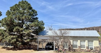 109 Davis St, Fort Davis, TX 79734