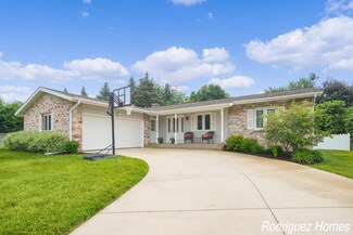 6930 Bonnie Ave SE, Grand Rapids, MI 49508