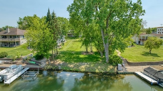 112 Abbott Ln, Columbia Township, MI 49230