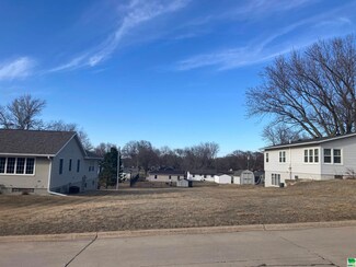 Lot 8 Blk 1 Grandview Addition, Lemars, IA 51031