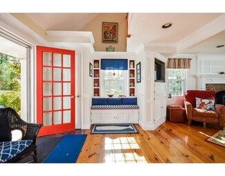 3 Nantucket Ln, Sagamore Beach, MA 02562