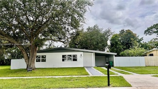 150 SE Castana Ct, Port Saint Lucie, FL 34983