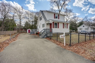 30 Royal St, Randolph, MA 02368