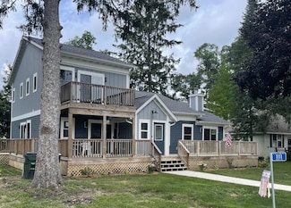 1111 Rosebud Ave, Twin Lakes, WI 53181